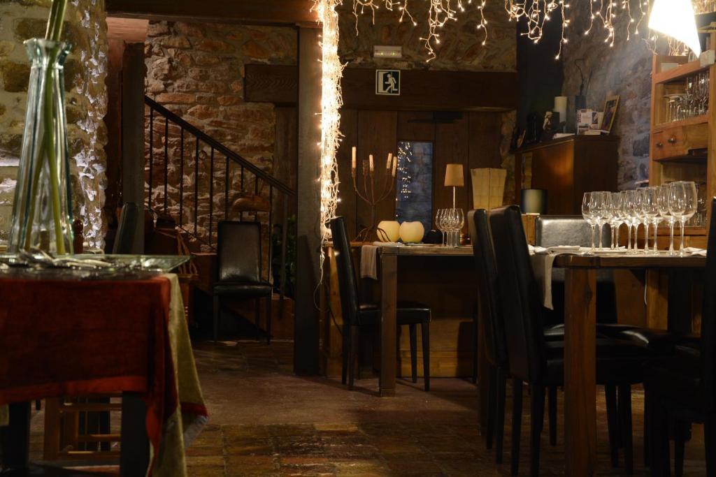 Monegal Otel San Lorenzo de Morunys Dış mekan fotoğraf